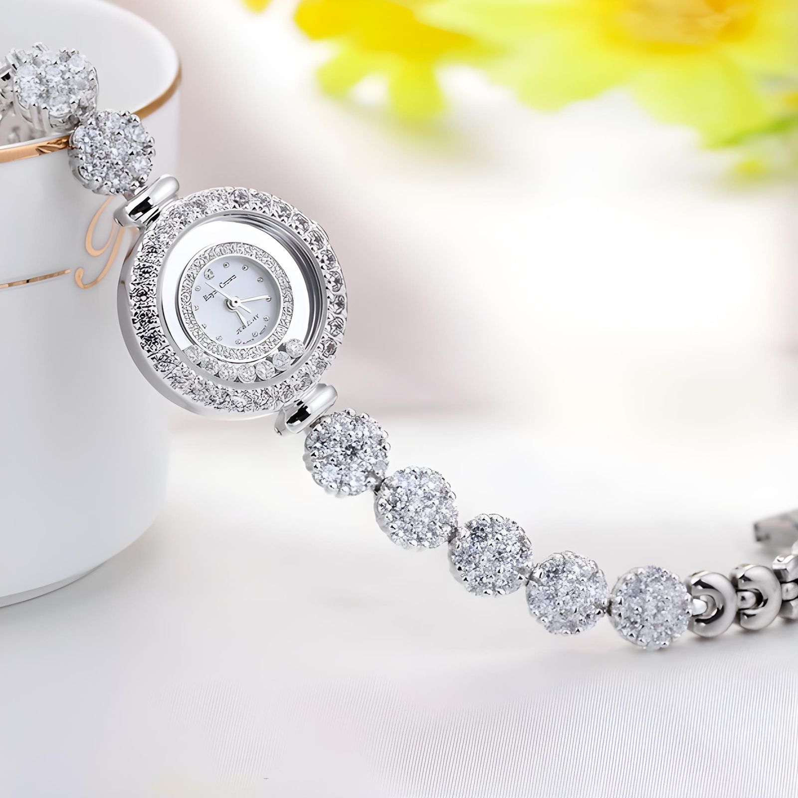 ساعت مچی عقربه ای زنانه رویال کرون مدل دور شنی - - 5