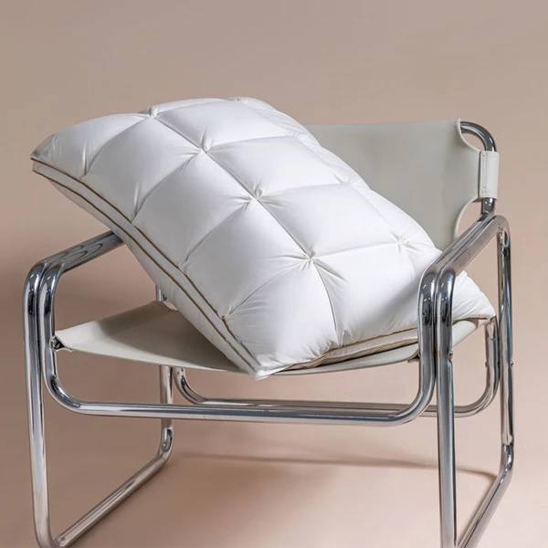 عکس شماره 5 : بالش پرارین مدل رونای