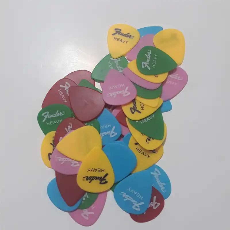 پیک گیتار فندر مدل HEAVY