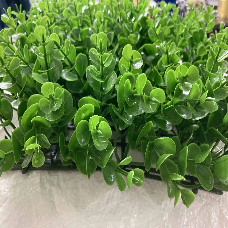 عکس شماره 6 : دیوارپوش مدل شمشادی پرتراکم سایز 25×25 سانتی متر