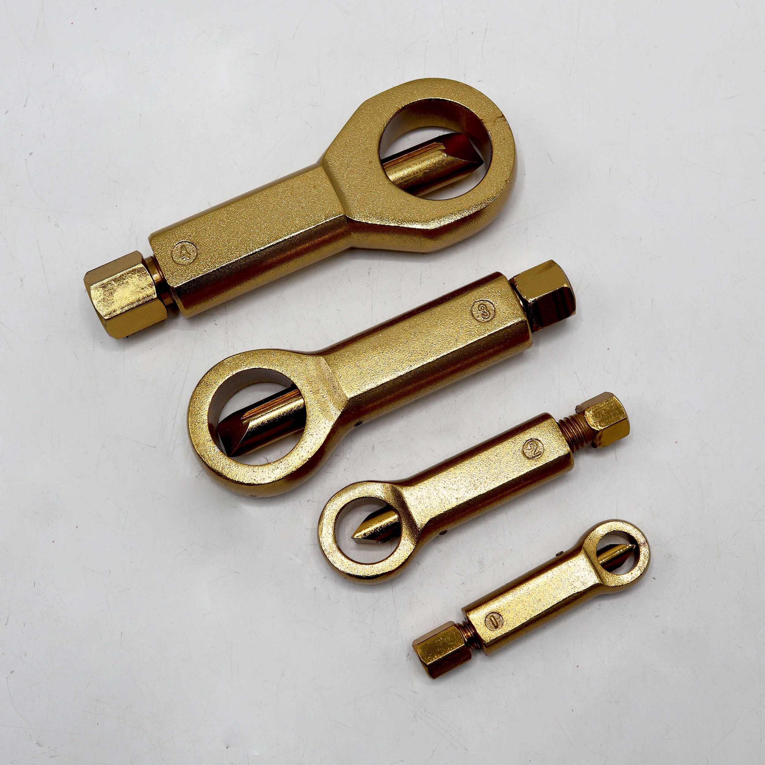 مهره شکن مدل سویفت کد YP-TAIWANI-1234SIZEمجموعه 4 عددی مهره شکن مدل سویفت کد YP-TAIWANI-1234SIZEمجموعه 4 عددی