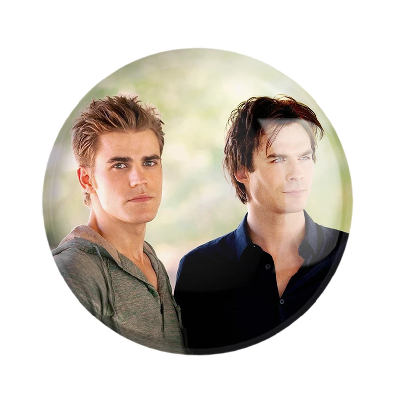 مگنت خندالو مدل خاطرات یک خون آشام The Vampire Diaries کد 20242
