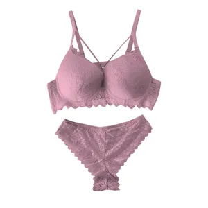 ست شورت و سوتین زنانه مدل گیپور اسفنجی جکدار هارنس دار 1