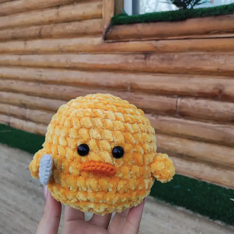 عروسک بافتنی مدل جوجه شمشیر به دست