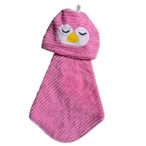 حوله دست و صورت نوزاد مدل جوجه سایز 35x35 سانتی‌متر