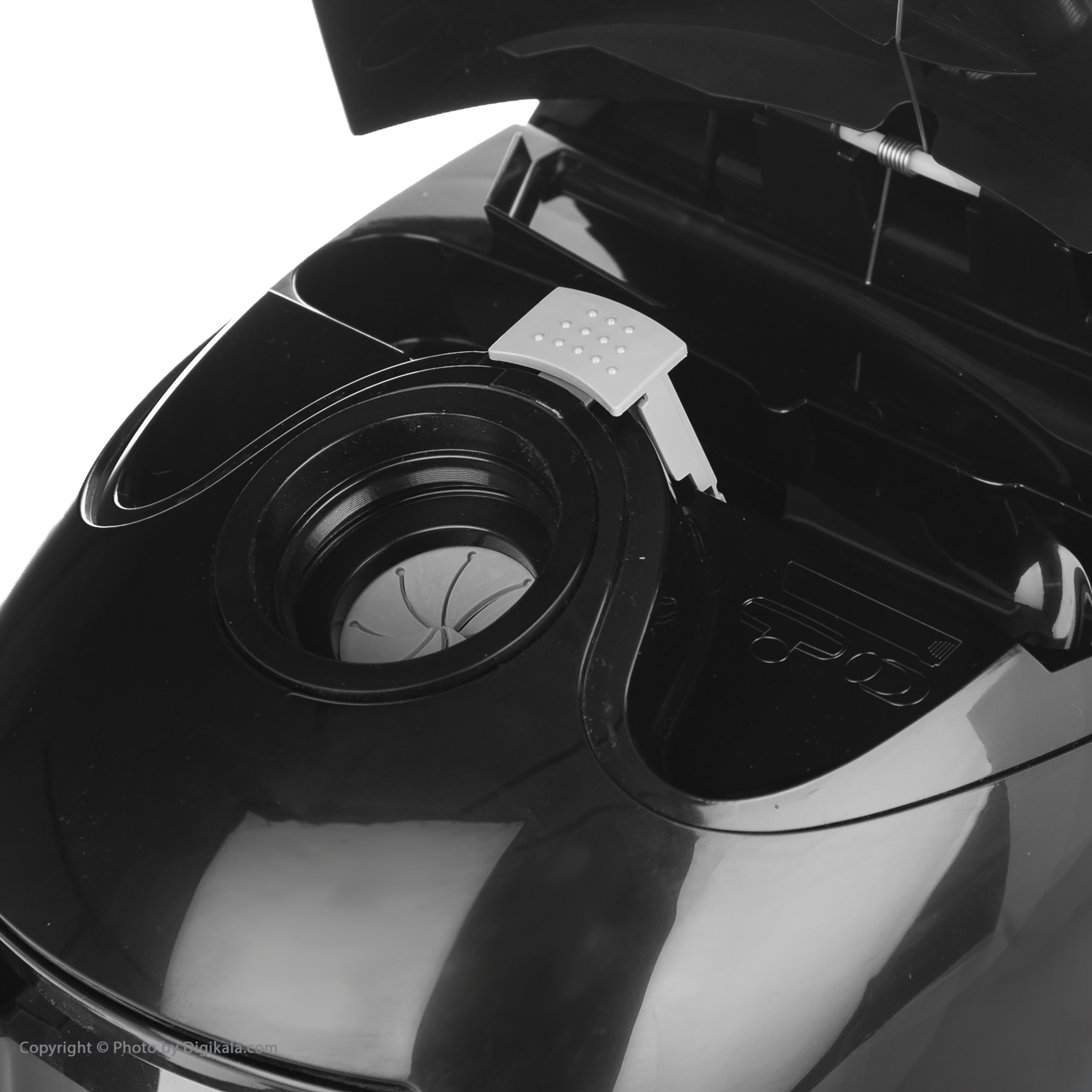 جاروبرقی نانیوا مدل NVC8115