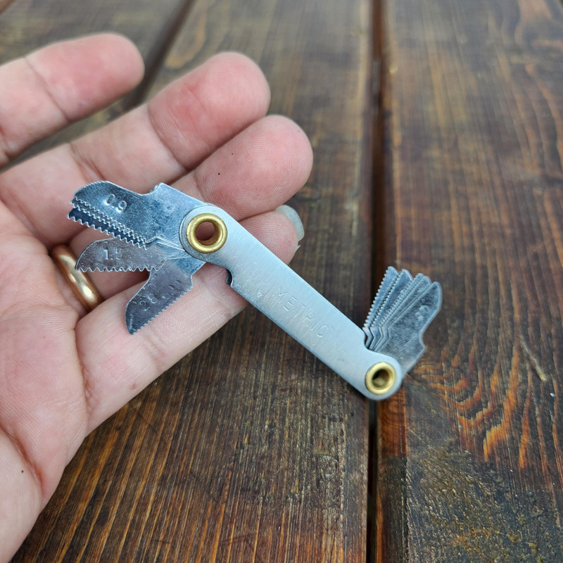 حدیده و قلاویز کد GHR250 مجموعه 32 عددی