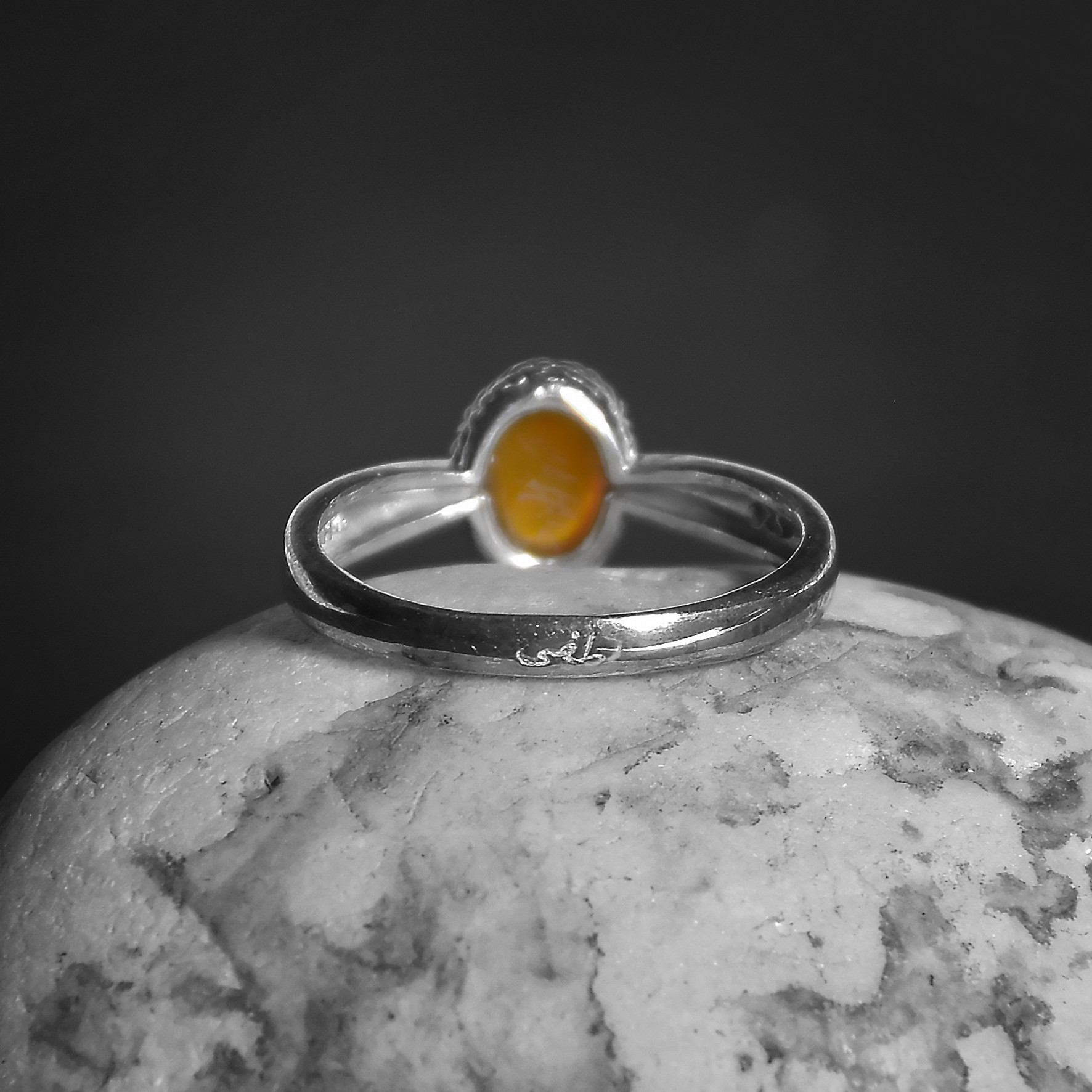 انگشتر نقره زنانه نقره جات لطفی مدل عقیق کد ANZS03E010 انگشتر نقره زنانه نقره جات لطفی مدل عقیق کد ANZS03E010