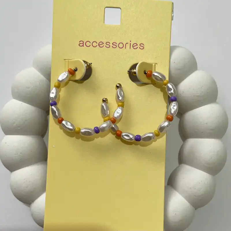 گوشواره زنانه اکسسورایز مدل مروارید پرورشی نیم حلقه ای