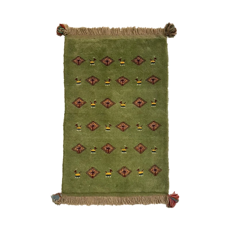 گبه فرش دستباف نیم متری مدل بافت قشقای شیراز کد NKP-sgp2