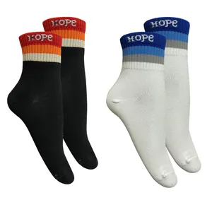جوراب ساق کوتاه مردانه تن پوش هنگامه مدل کش راه‌راه طرح HOPE مجموعه 2 عددی