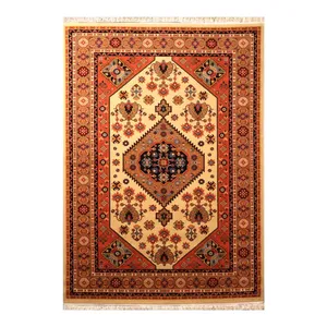 فرش ماشینی 320 شانه زمینه کرم حاشیه کرم مدل شاهسون طرح SH-B005-5001
