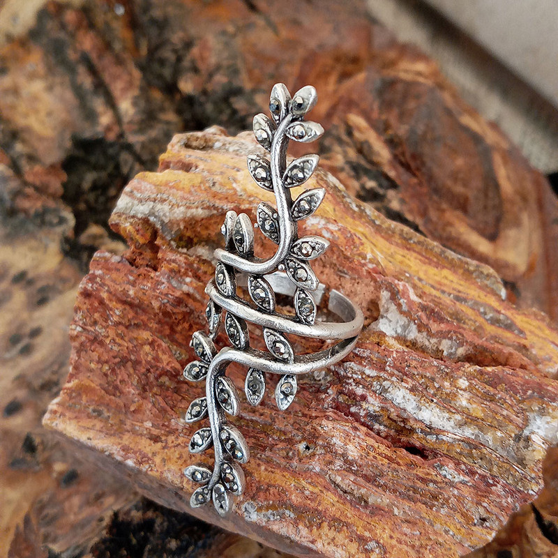 انگشتر زنانه مدل برگ شامادورا کد shama-2r انگشتر زنانه مدل برگ شامادورا کد shama-2r