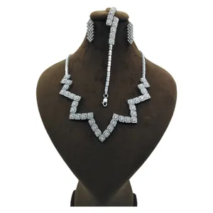 نیم ست نقره زنانه کد 4039