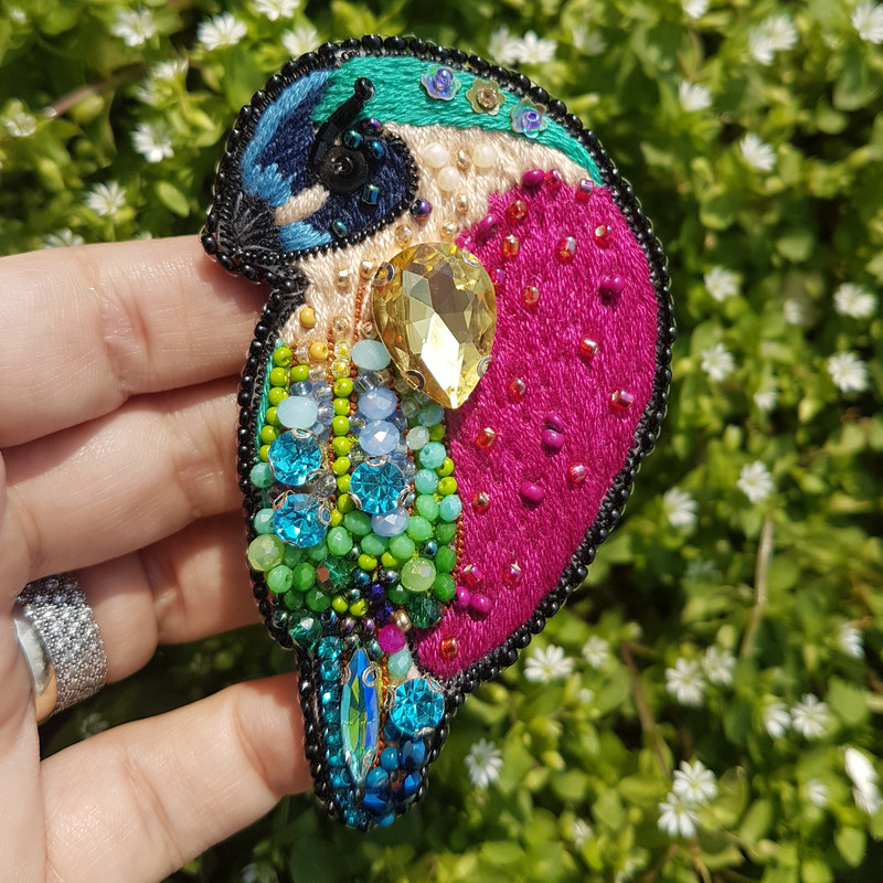 سنجاق سینه زنانه مدل گنجشک جواهردوزی کد GOL610