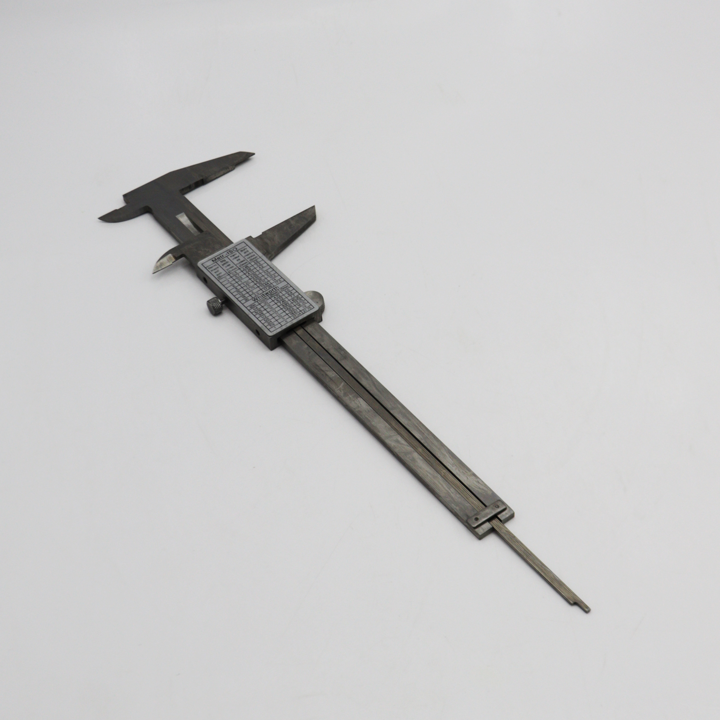 کولیس آلاتا مدل YP-0-150MM گستره 0-150 میلیمتر کولیس آلاتا مدل YP-0-150MM گستره 0-150 میلیمتر