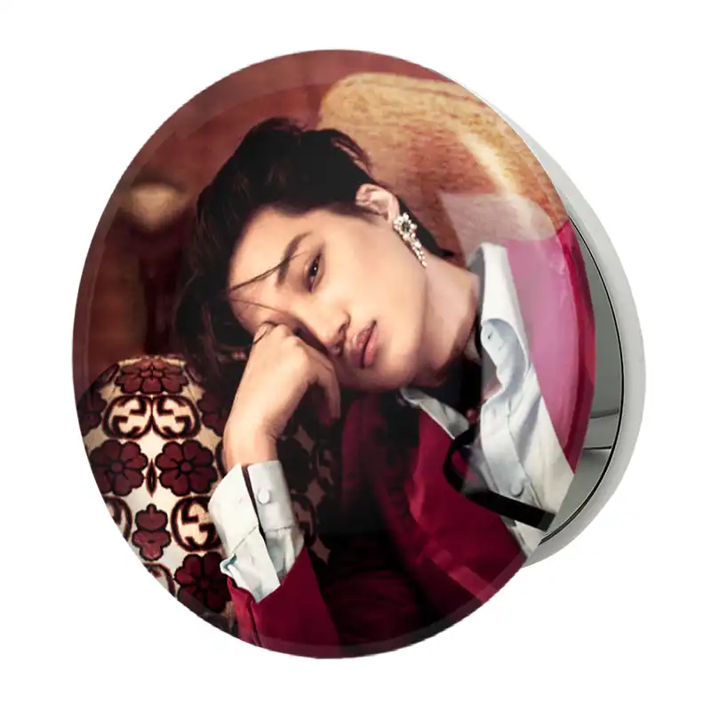 آینه جیبی خندالو طرح کای گروه اکسو EXO مدل تاشو کد 16772