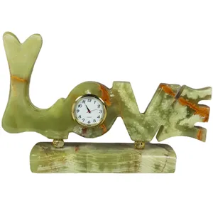 ساعت رومیزی طرح لاو