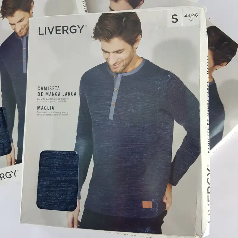 تی شرت آستین بلند مردانه لیورجی مدل سه دکمه کد LS2022NB رنگ سرمه ای