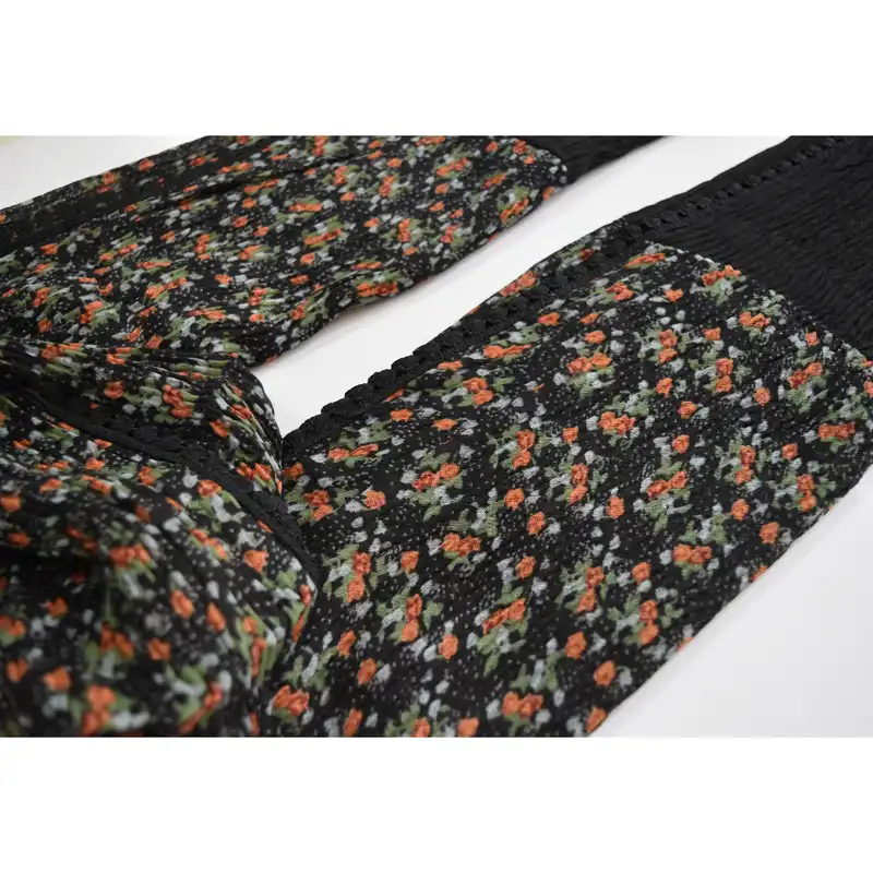 شال زنانه مدل پلیسه دور سکه کد 03