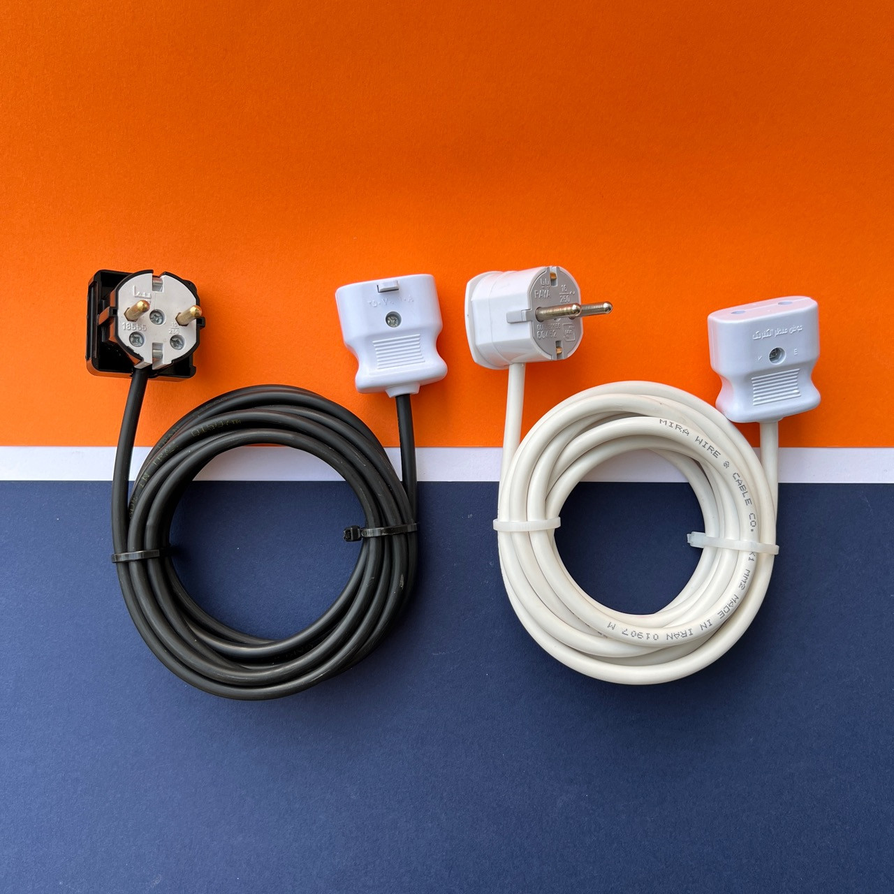 سیم سیار میرا مدل قفلدار طول 5 متر سیم سیار میرا مدل قفلدار طول 5 متر