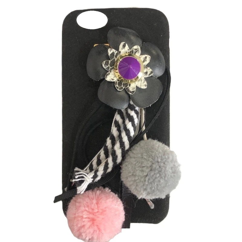 کاور مدل مخملی دخترانه مناسب برای گوشی موبایل اپل iPhone 6 به همراه بندآویز