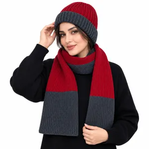 ست کلاه و شال گردن بافتنی زنانه مدل ماه رو کد 01