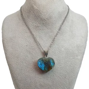 گردنبند دخترانه مدل لابرادوریت طرح قلب کد 12-44