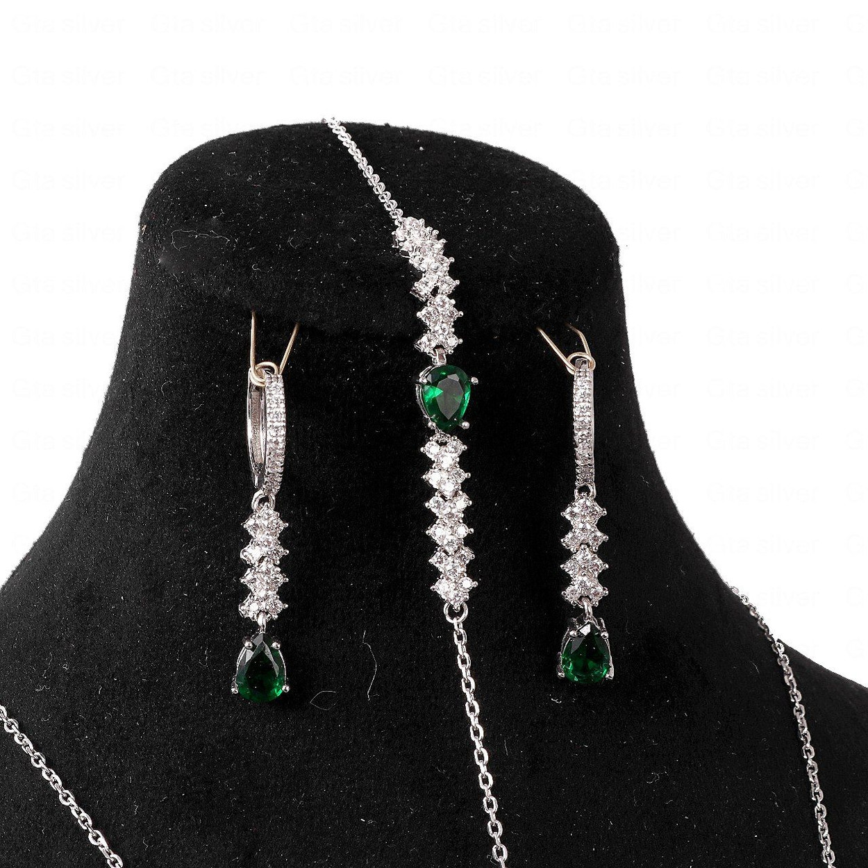 نیم ست نقره زنانه جی تی ای مدل نایس نیم ست نقره زنانه جی تی ای مدل نایس