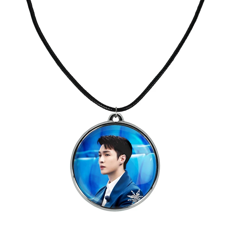 گردنبند خندالو مدل لی گروه اکسو EXO کد 1345213456