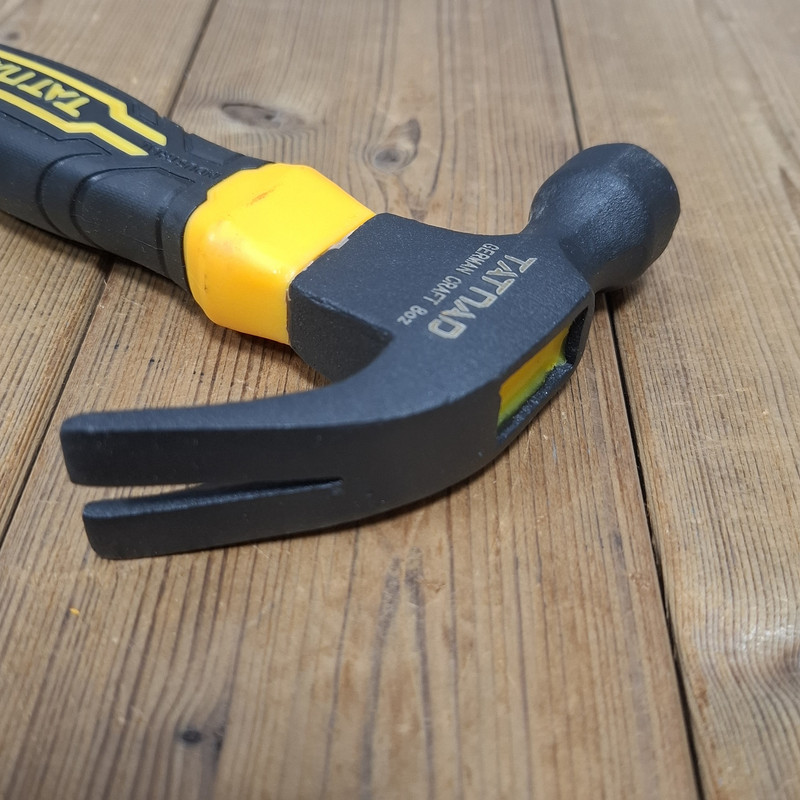 چکش میخ کش تات صنعت مدل 250G با وزن 310 گرم