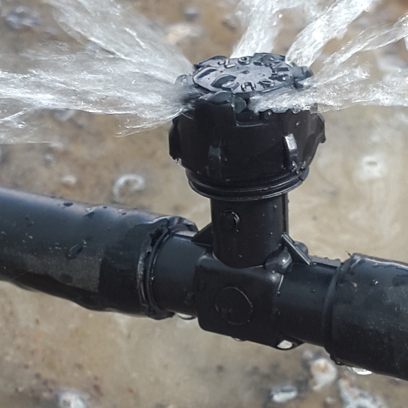 قطره چکان آبیاری مدل D-104 بسته 30 عددی قطره چکان آبیاری مدل D-104 بسته 30 عددی