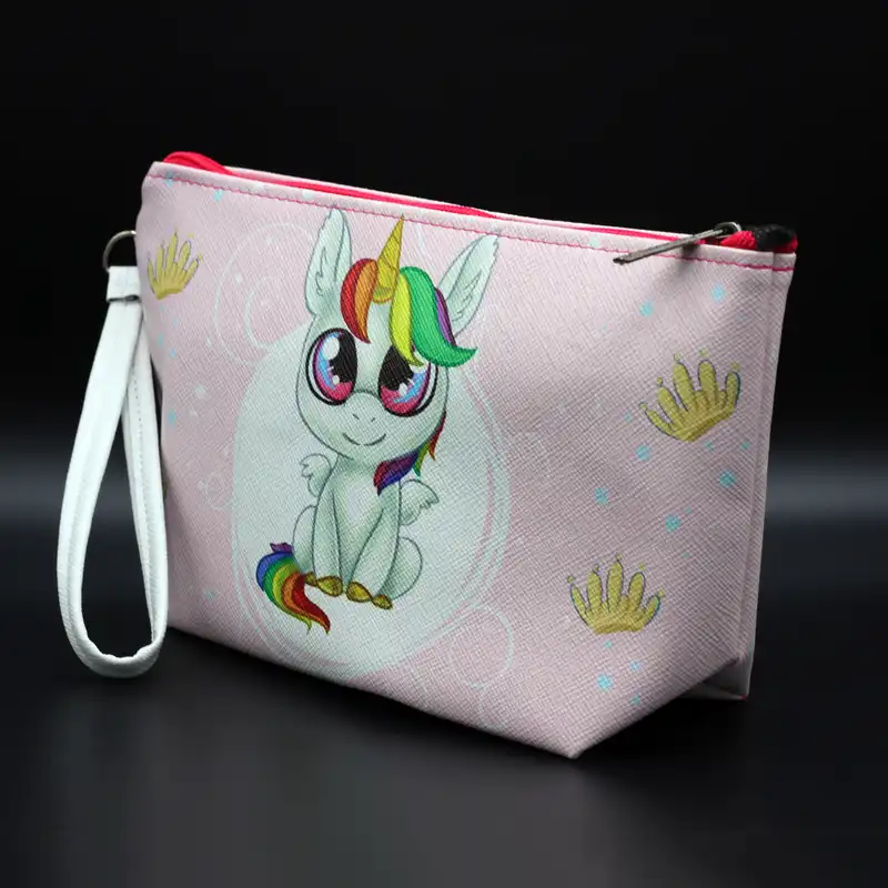 کیف لوازم آرایش زنانه مدل یونیکورن کد IDM414