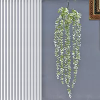 گل مصنوعی مدل  آویز شمشاد برفی