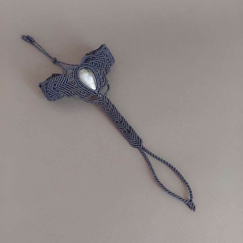 دستبند دست ساز زنانه مدل تمیمه کد 228