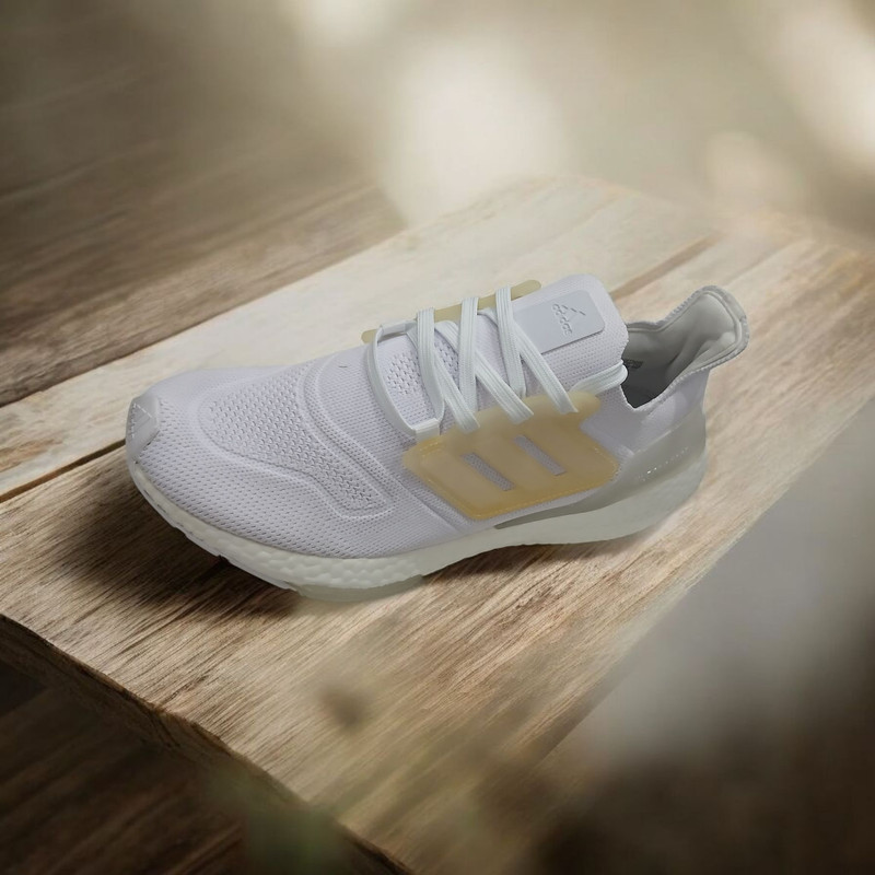 کفش رانینگ آدیداس مدل Ultraboost