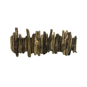 آویز لباس مدل چوبی