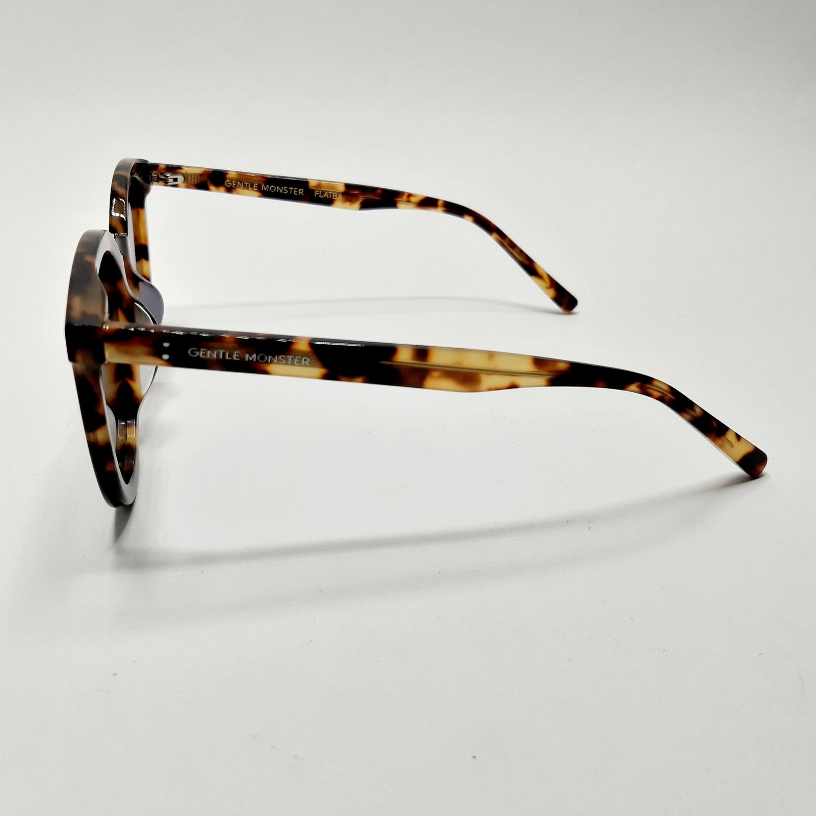 عینک آفتابی زنانه جنتل مانستر مدل SOLOc02 -  - 5