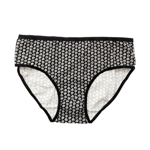 شورت  زنانه کوزا  مدل برگ