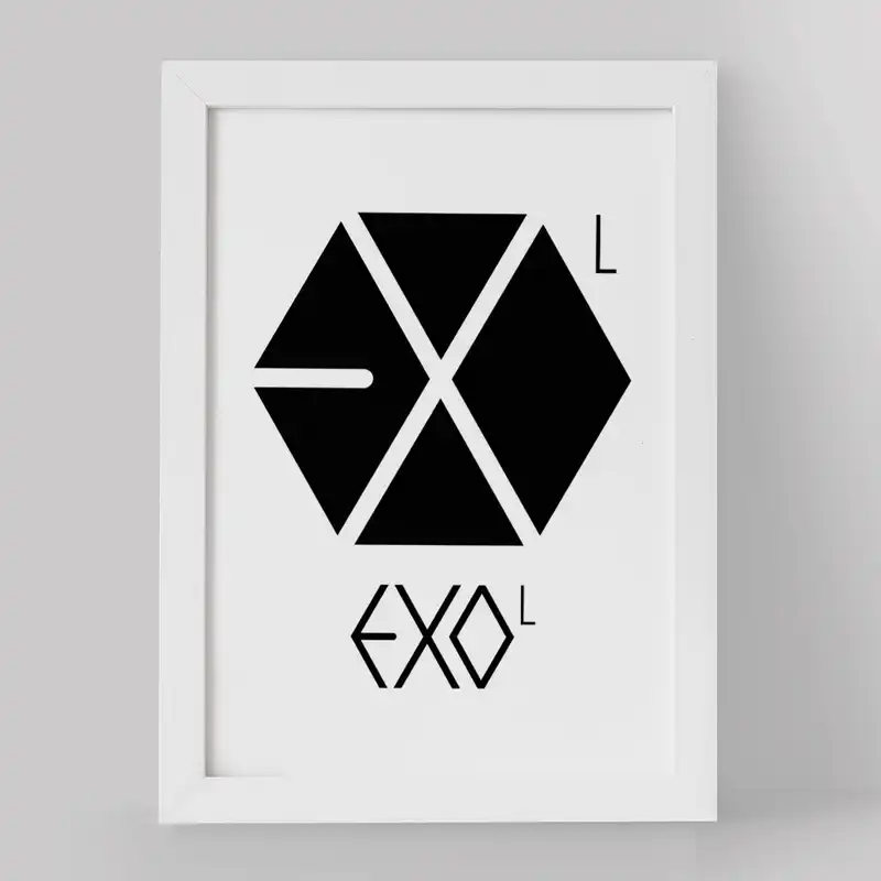 تابلو خندالو مدل گروه اکسو EXO کد 16804