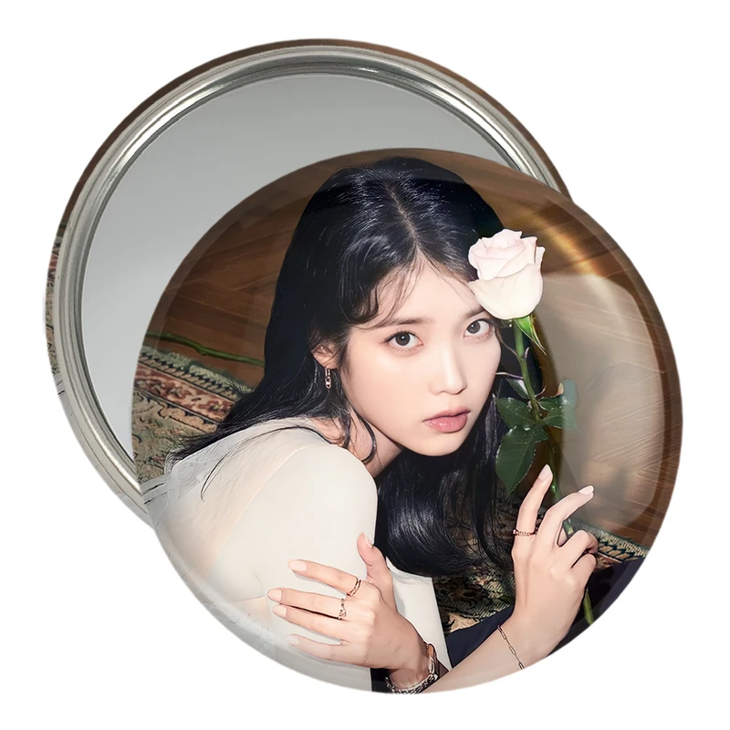 آینه جیبی خندالو مدل آیو IU  کد 19789