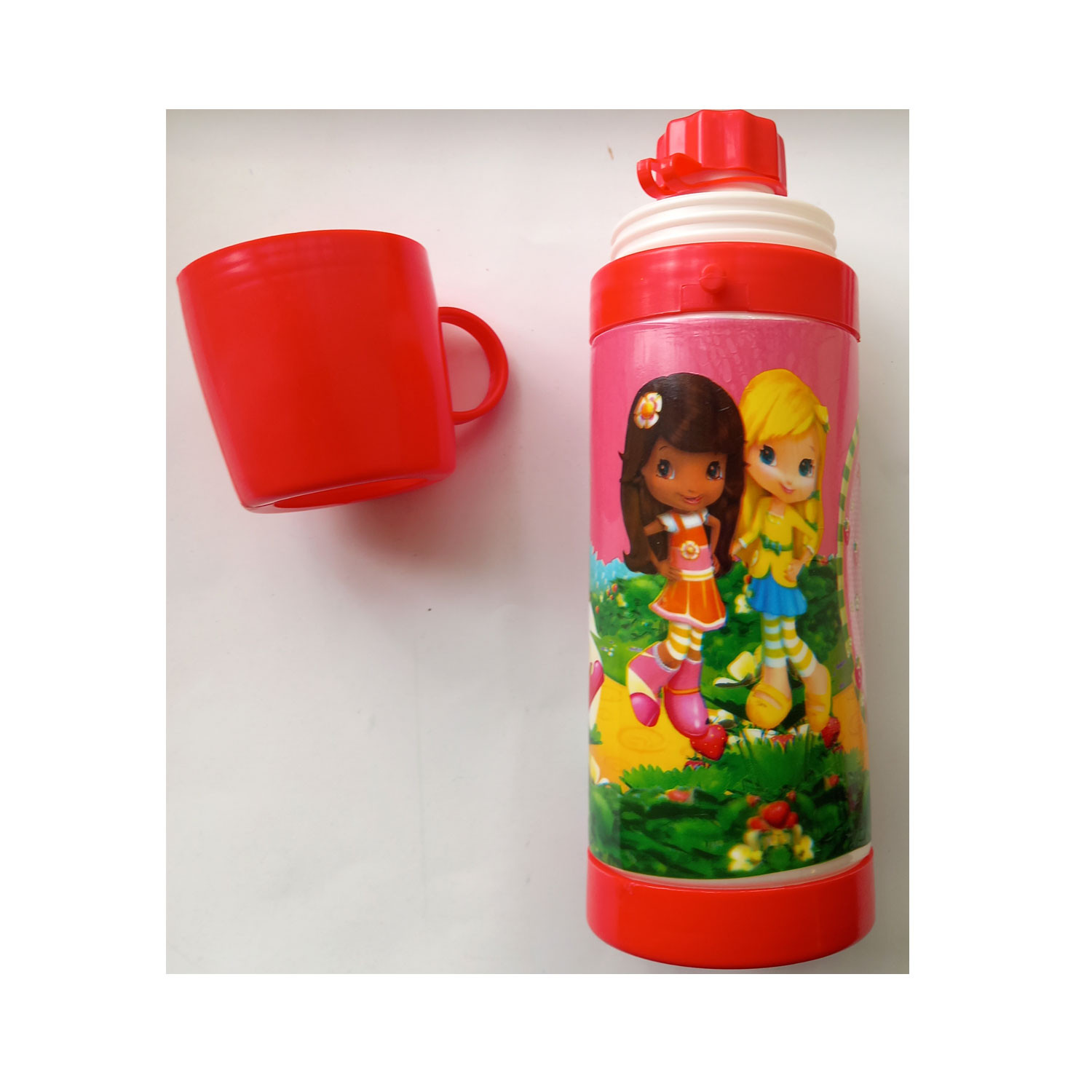 قمقمه طرح دختر توت فرنگی گنجایش 0.4 لیتر