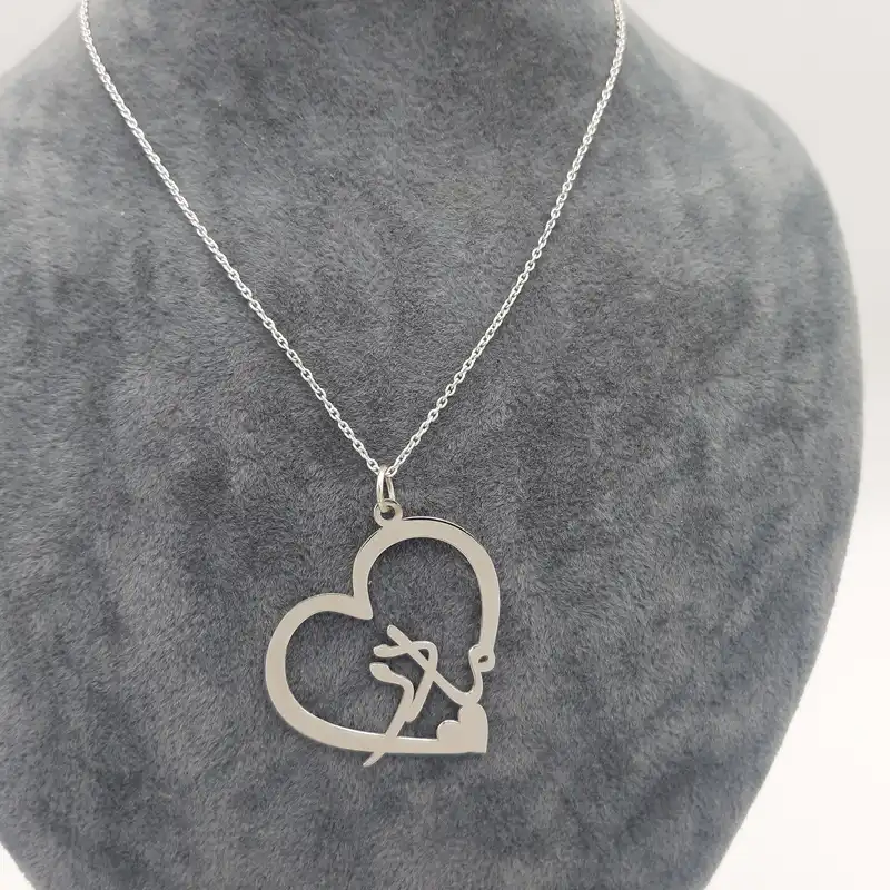 گردنبند نقره زنانه مدل پلاک مادر و قلب