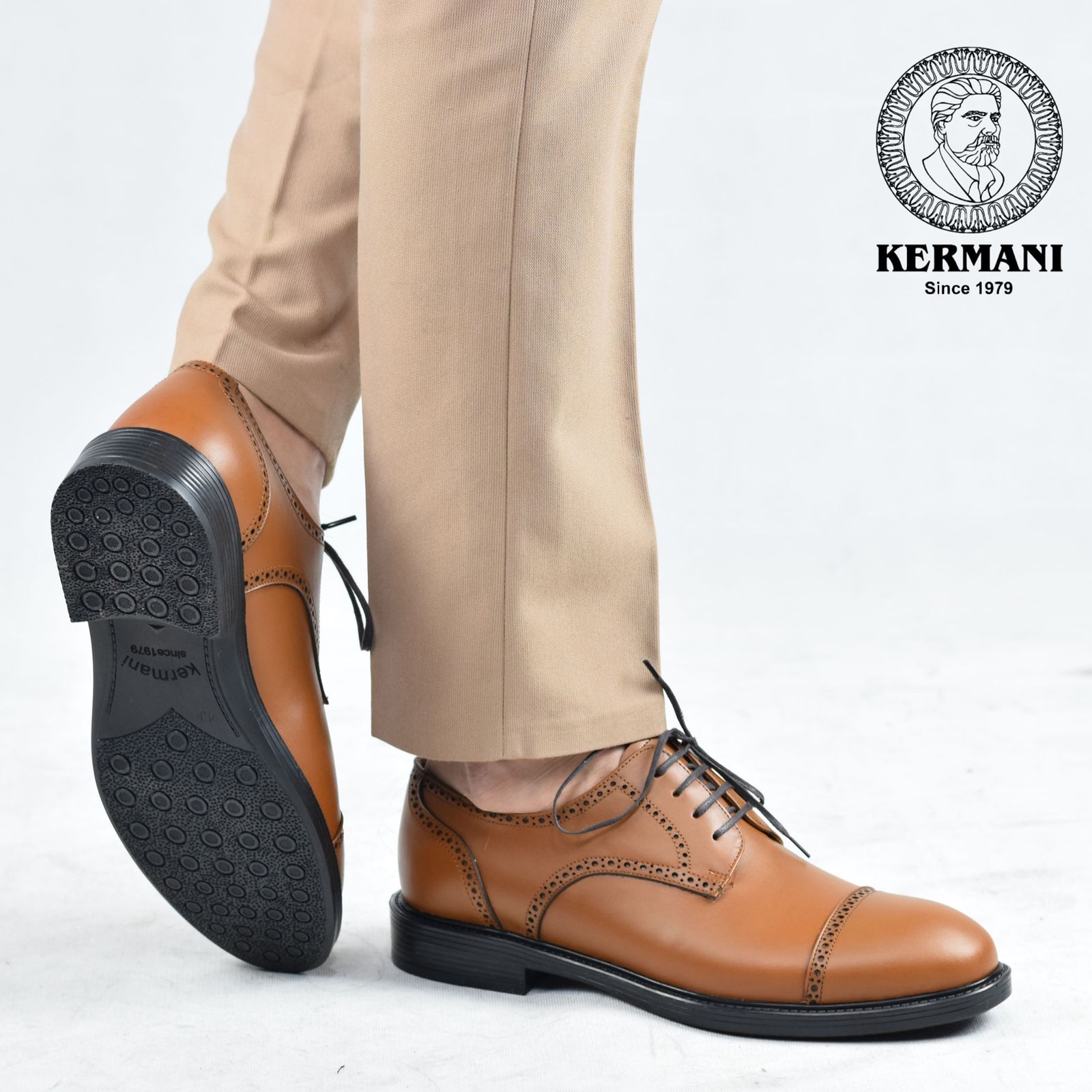 کفش مردانه کرمانی مدل چرم دستدوز طبیعی بِرِت کد 1062 رنگ عسلی -  - 2