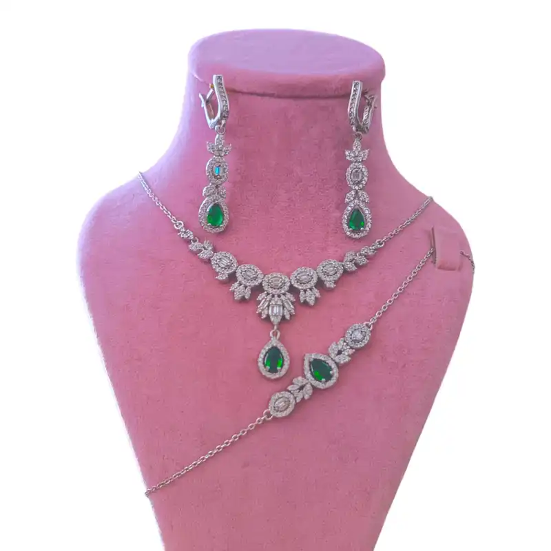 نیم ست نقره زنانه مدل فلاور 112 زمرد