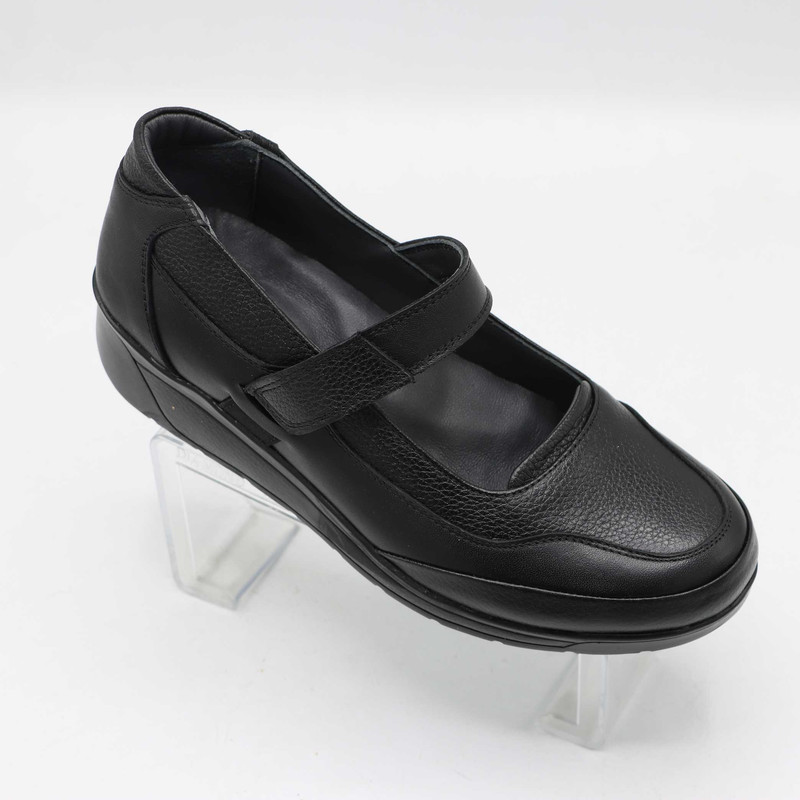 کفش روزمره زنانه مدل نارین کشی رنگ مشکی