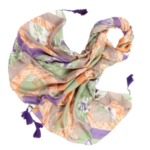 شال زنانه مدل منگوله دار