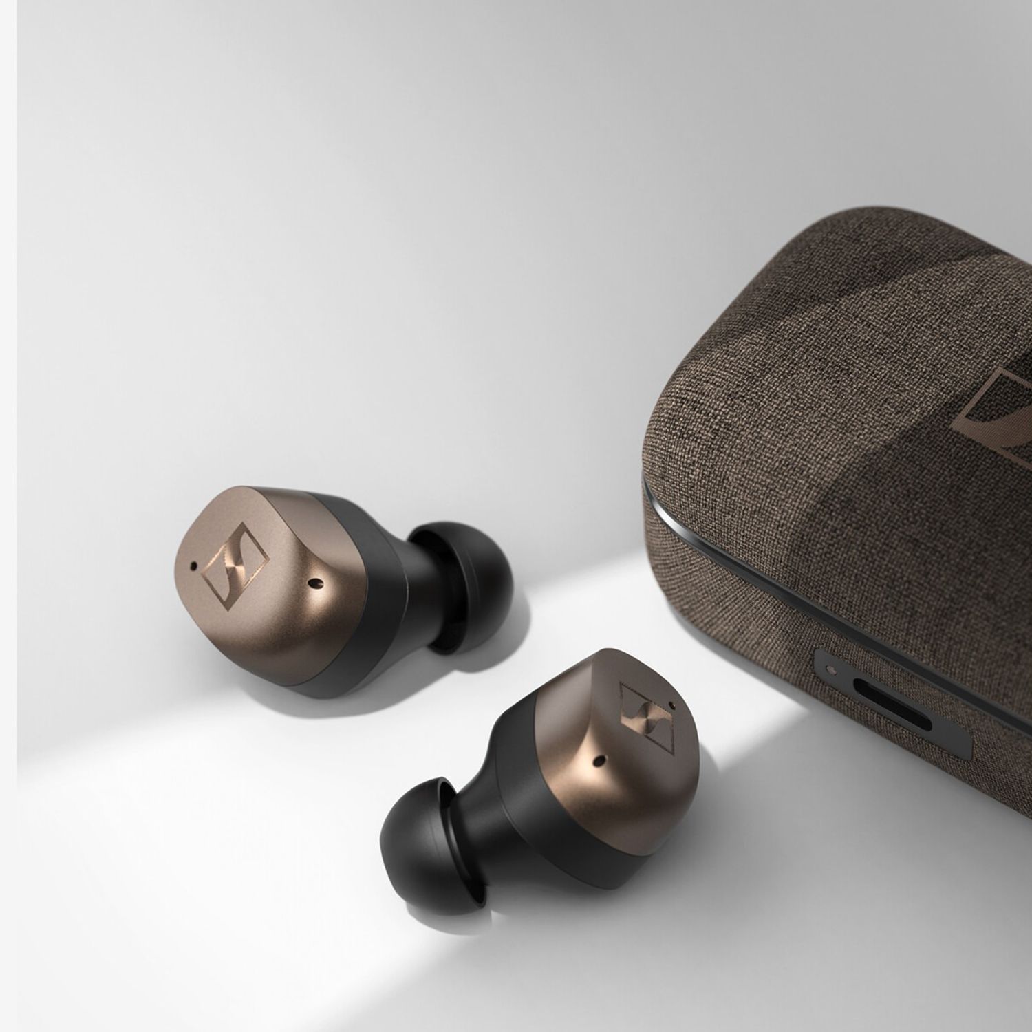 هدفون بی سیم سنهایزر مدل MOMENTUM True Wireless 4 -  - 8