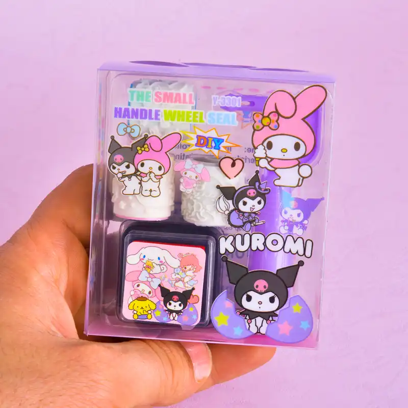 مهر مدل غلطکی طرح KUROMI  مجموعه 5 عددی به همراه استامپ