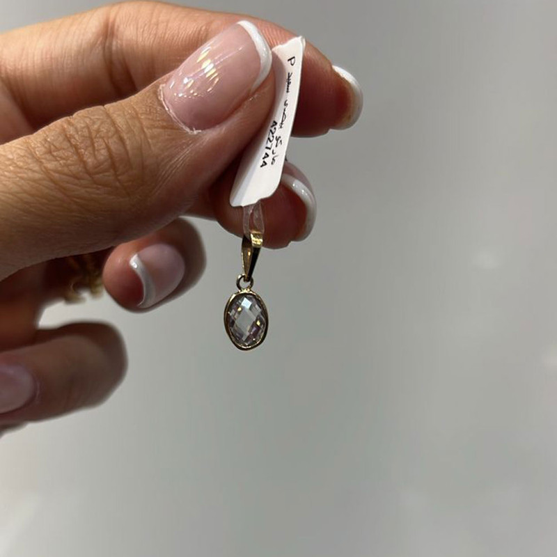 آویز گردنبند طلا 18 عیار زنانه ماوی گالری طرح بیضی